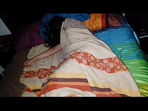 ❤️ Stepson mắng mẹ kế trẻ của mình trong khi bà ngủ. Porn video tại khiêu dâm% vi.sexycamse.top%